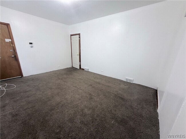 Building Photo - 901 South Park Ave