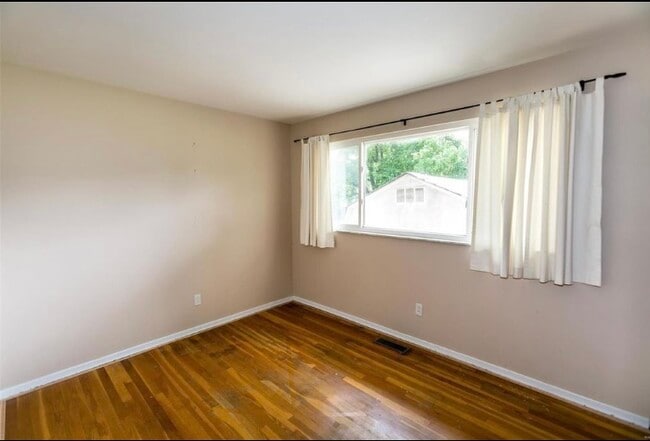 Building Photo - 2264 McKelvey Rd