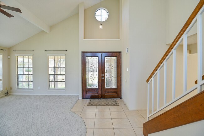 Building Photo - 3410 Streamside Ln