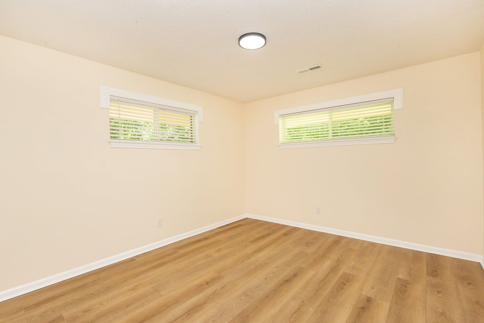 Building Photo - 4718 Arrowhead Trail