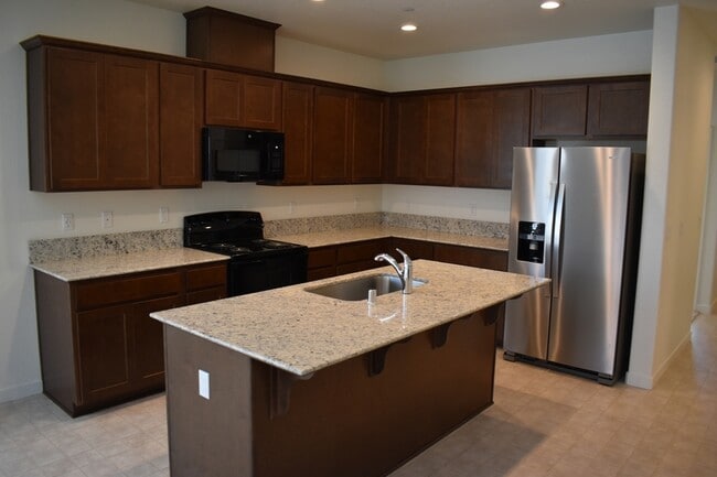 Building Photo - 4721 Irma Dr