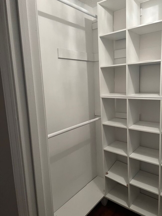 Building Photo - NOW AVAILABLE!!  Beautiful 2 bed 2 bath with a lake view