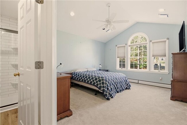 Building Photo - 141 Laurel Ridge Ln