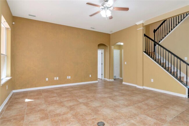 Building Photo - 16102 Colchester Palms Dr