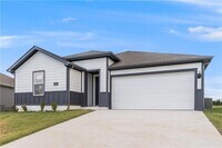 Building Photo - 1412 NW 5th Ave