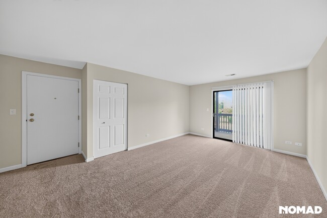 Building Photo - 1420 Stonebridge Cir
