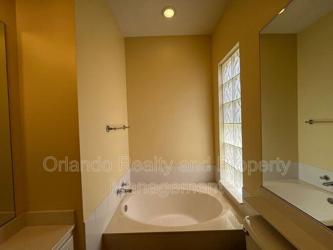 Building Photo - 11876 Batello Ln