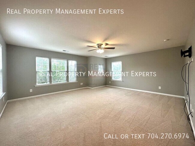 Building Photo - 13102 Heath Grove Dr