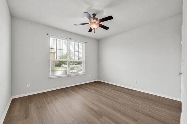 Building Photo - 4619 Grigio Pines Dr