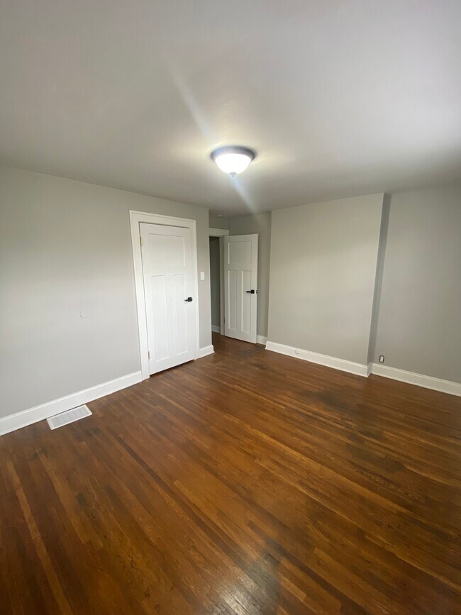 Building Photo - 1141-1143 S 22nd Street