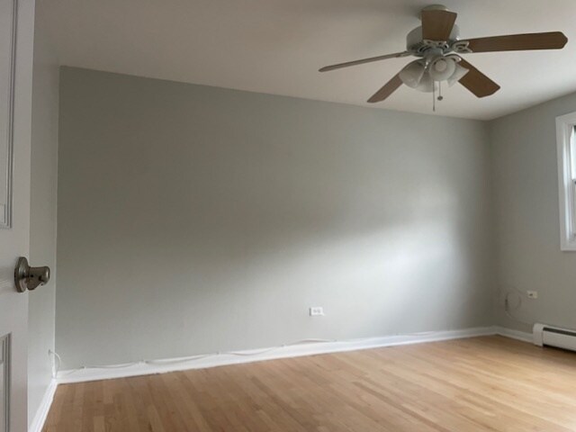 Building Photo - 6022 N Avondale Ave