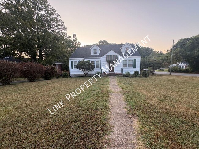 Building Photo - 106 S Germantown Rd