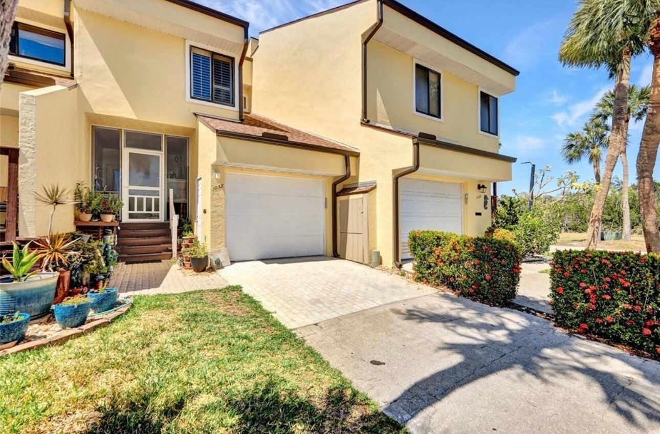 Building Photo - 25188 Marion Ave