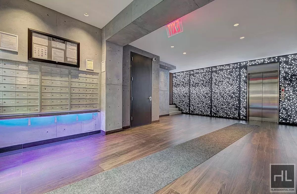 Building Photo - Stanton Street