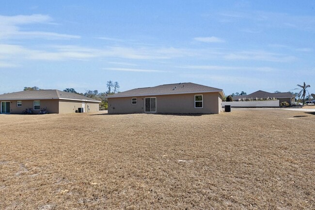 Building Photo - 3/2 Rental South of Ocala!
