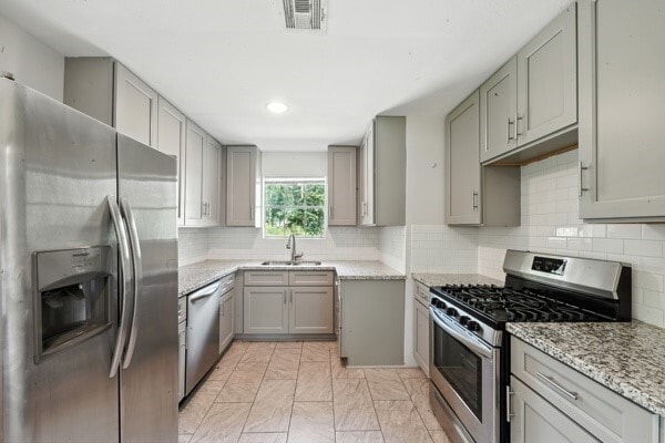 Building Photo - 10615 Twin Oak Dr