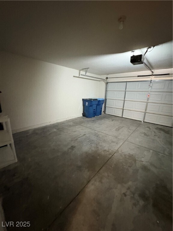 Building Photo - 7920 Hornbeam Ct