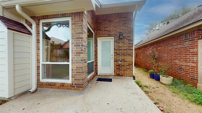 Building Photo - 6911 Lawler Ridge