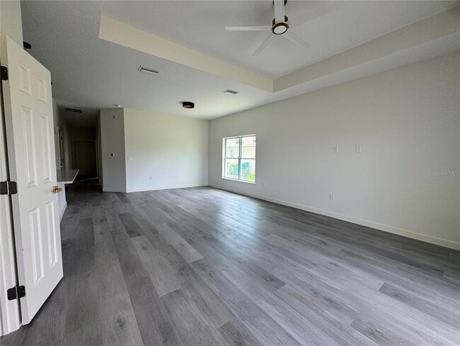 Building Photo - 9417 Acco Ave