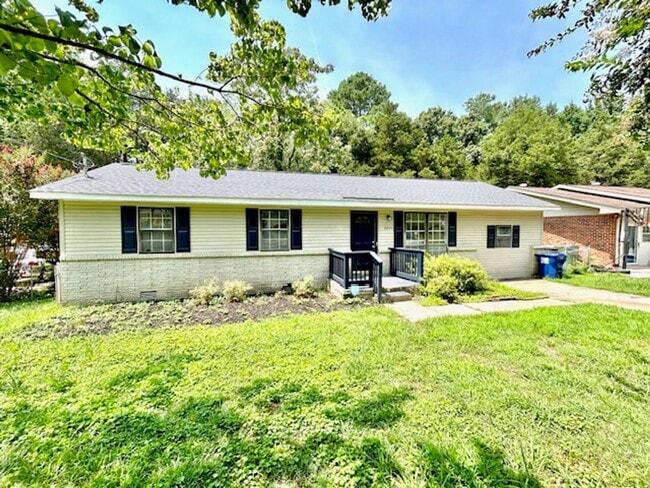 Building Photo - 3215 Delia Ln NW