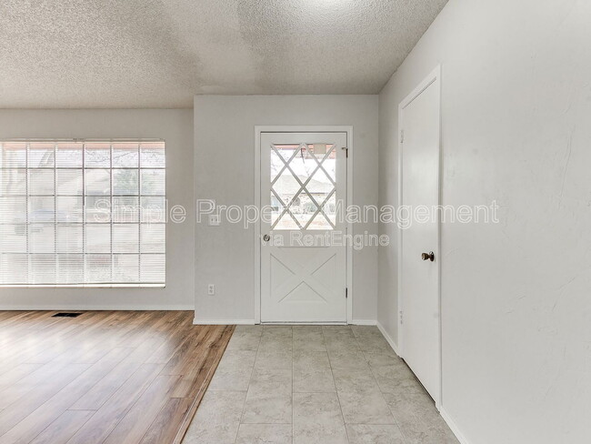 Building Photo - 5713 NW 114th St
