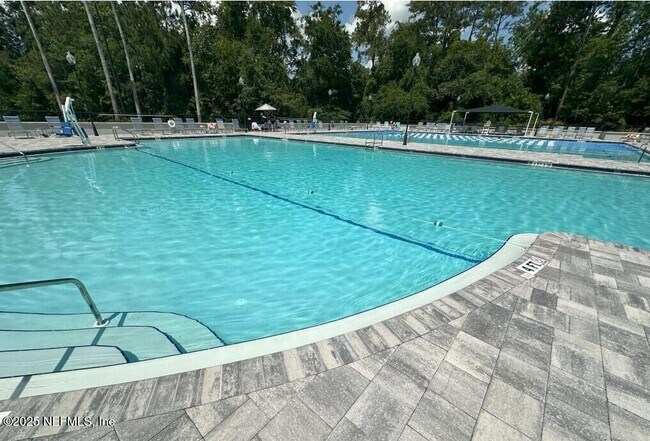 Building Photo - 1804 Sea Pines Ln