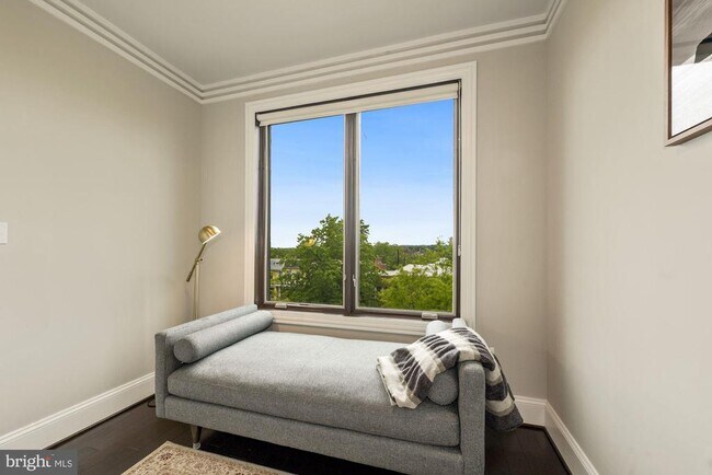 Building Photo - 4527 Georgia Ave NW