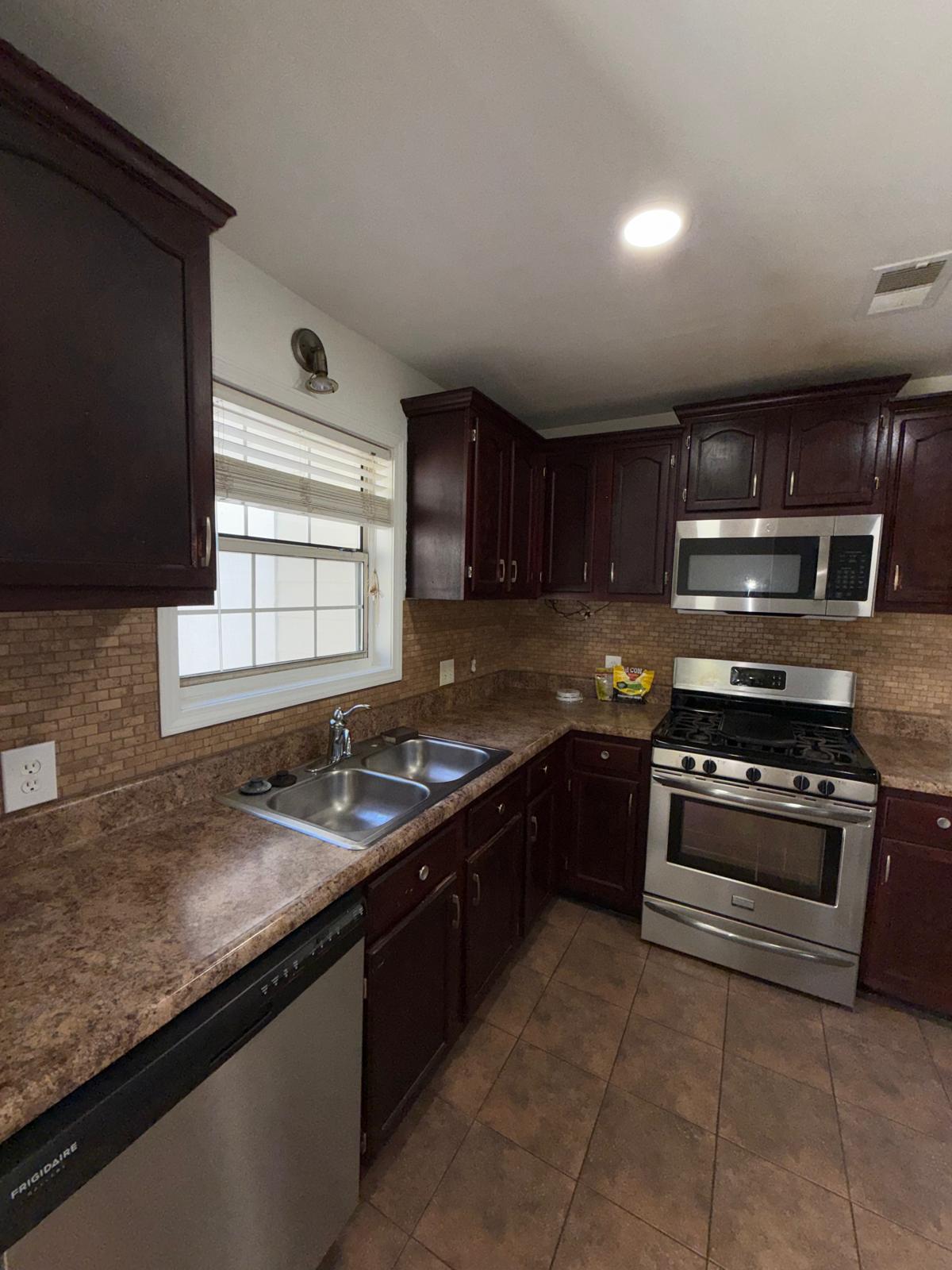 Building Photo - 3509 Ashley Station Dr SW