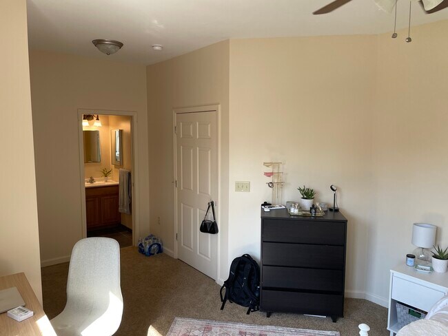 Bedroom 1 - 320 S Dunn St