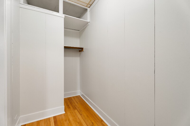 Building Photo - 1440 W Howard St