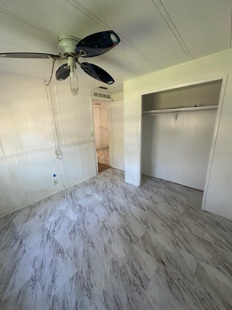 Building Photo - 11367 Redbud Ln
