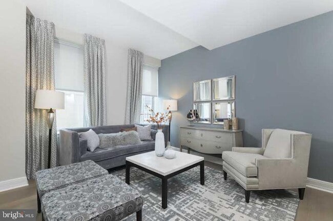 Building Photo - 218 Arch St