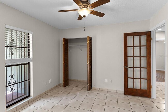Building Photo - 8208 La Serena Dr