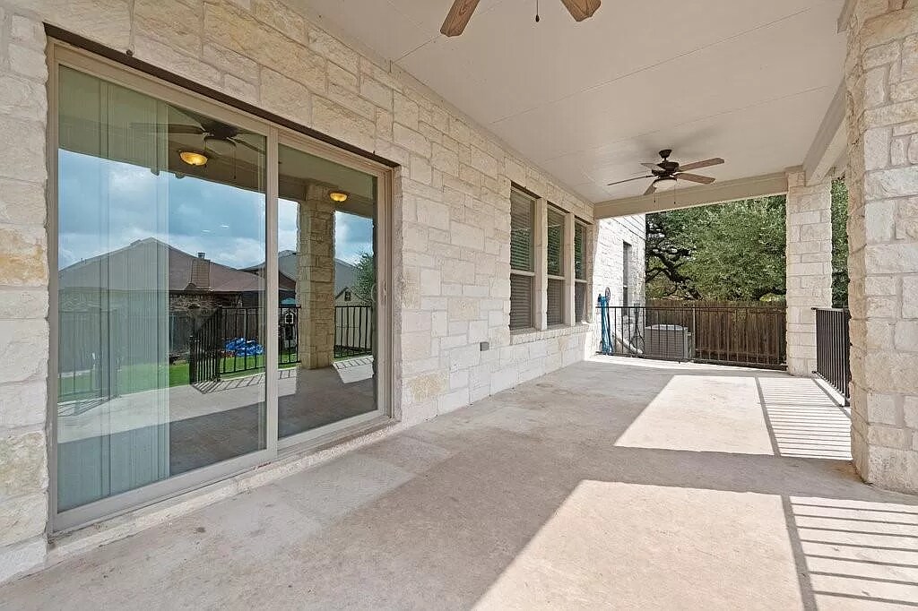 Building Photo - Room in House on Calla Lily Boulevard