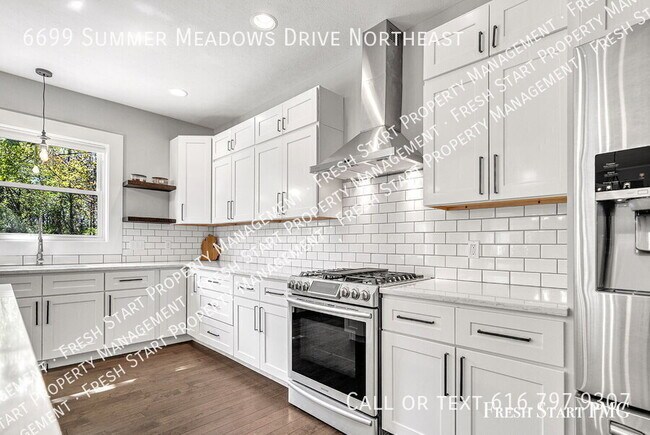 Building Photo - 6699 Summer Meadows Dr NE