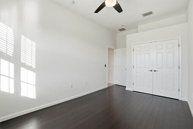 Building Photo - 7820 Clemson St