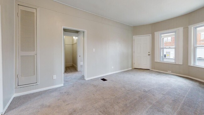 Building Photo - 5001 Denison Ave