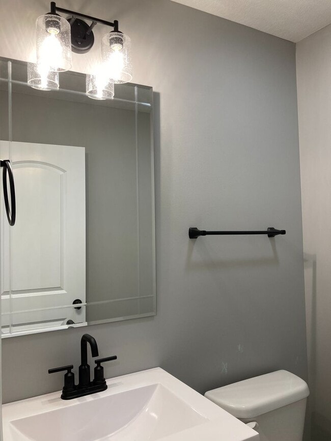 Building Photo - 116 Legacy Ct