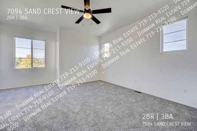 Building Photo - $500 OFF the first month of rent! Townhome...