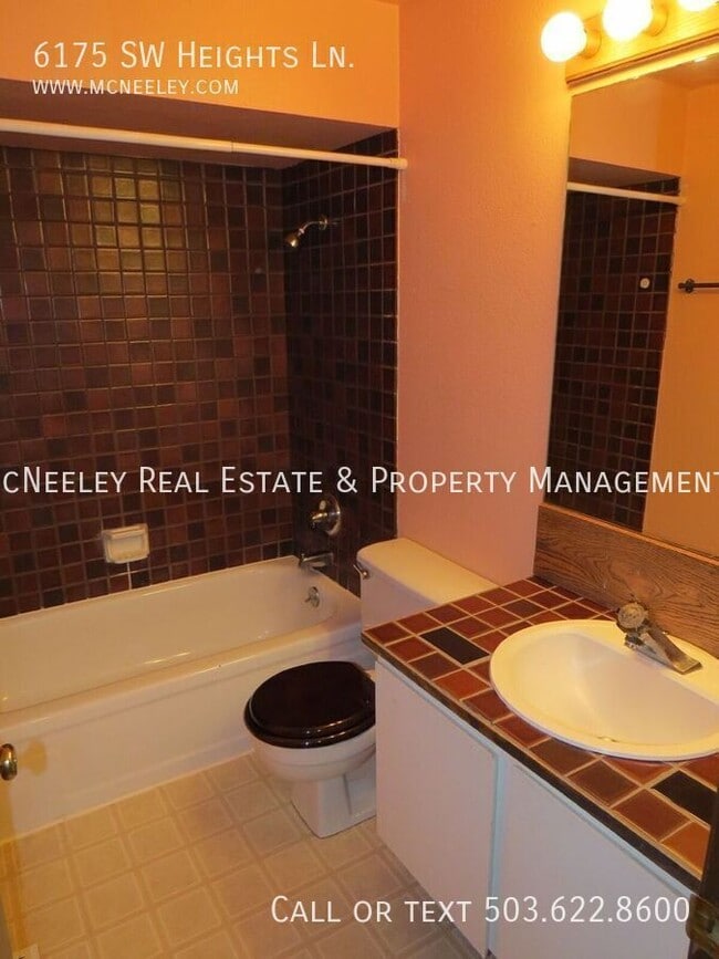 Building Photo - 6175 SW Heights Ln