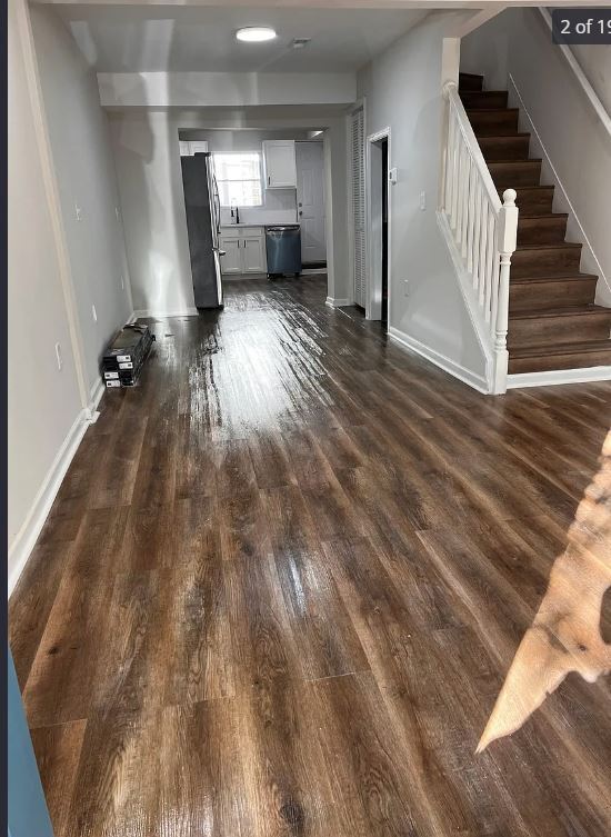 Building Photo - Gough