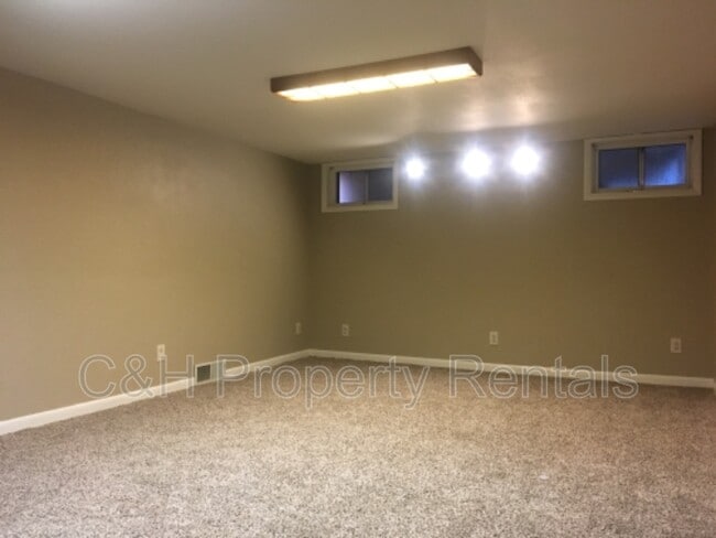 Building Photo - 2517 Wyoming Ave