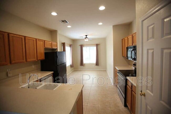 Building Photo - 12516 W Monterosa St