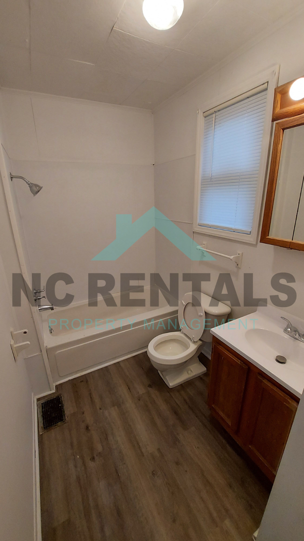 Building Photo - 3 BEDROOM 1 BATH IN WINSTON-SALEM, NC 27101