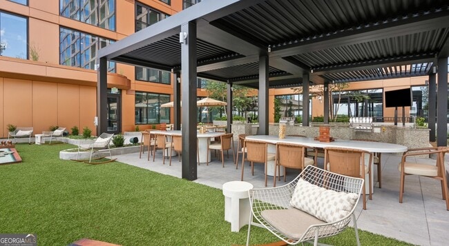 Building Photo - 660 11th St NW