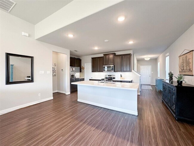 Building Photo - 2206 Islawild Wy