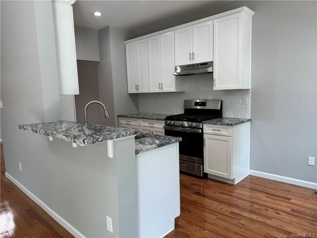 Building Photo - 16 Pinto Rd