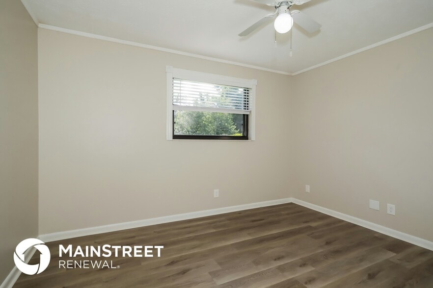 Building Photo - 1706 Grove Park Dr