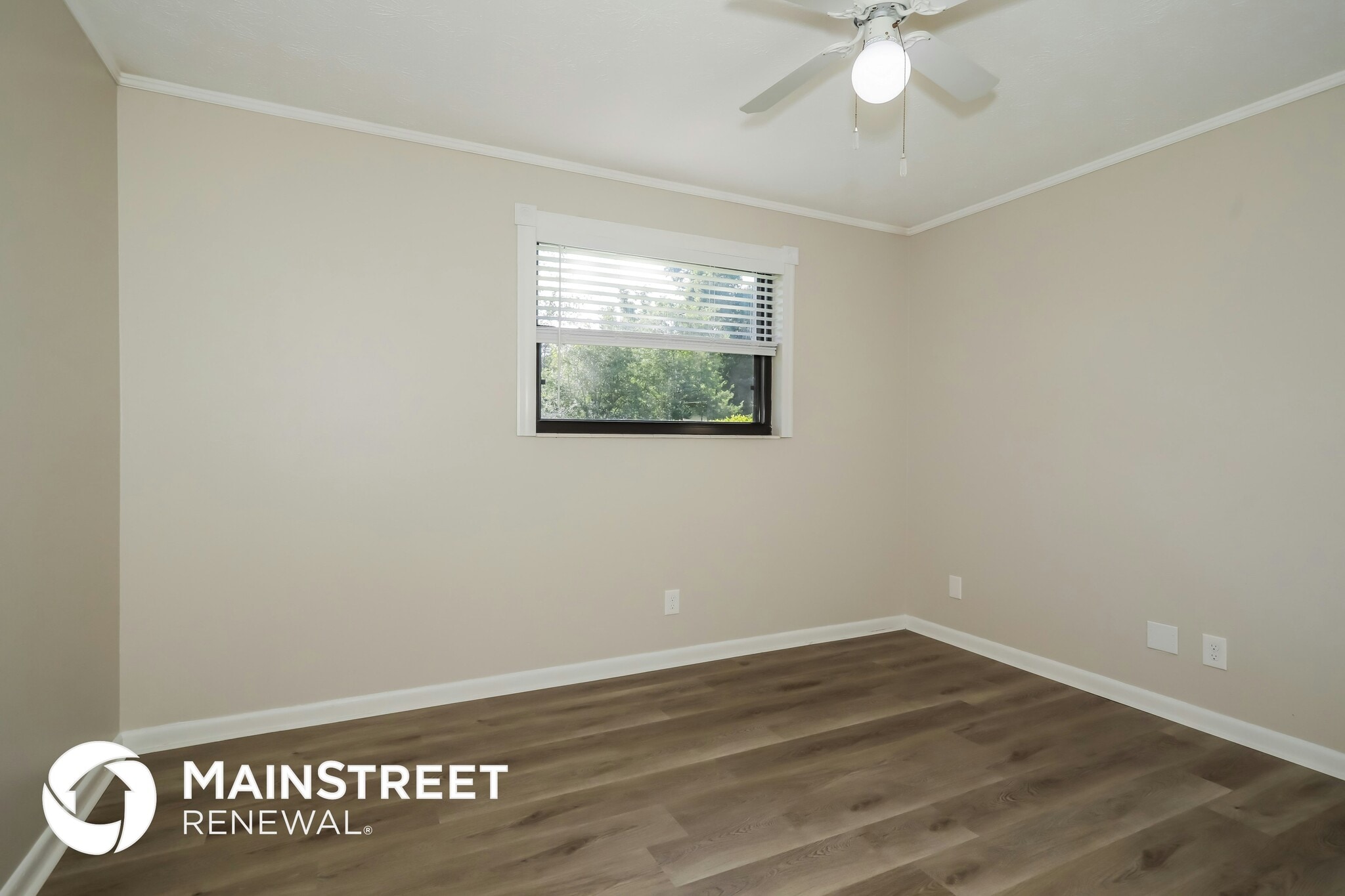 Building Photo - 1706 Grove Park Dr