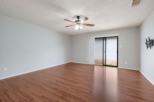 Building Photo - 8147 Easy Meadow Dr